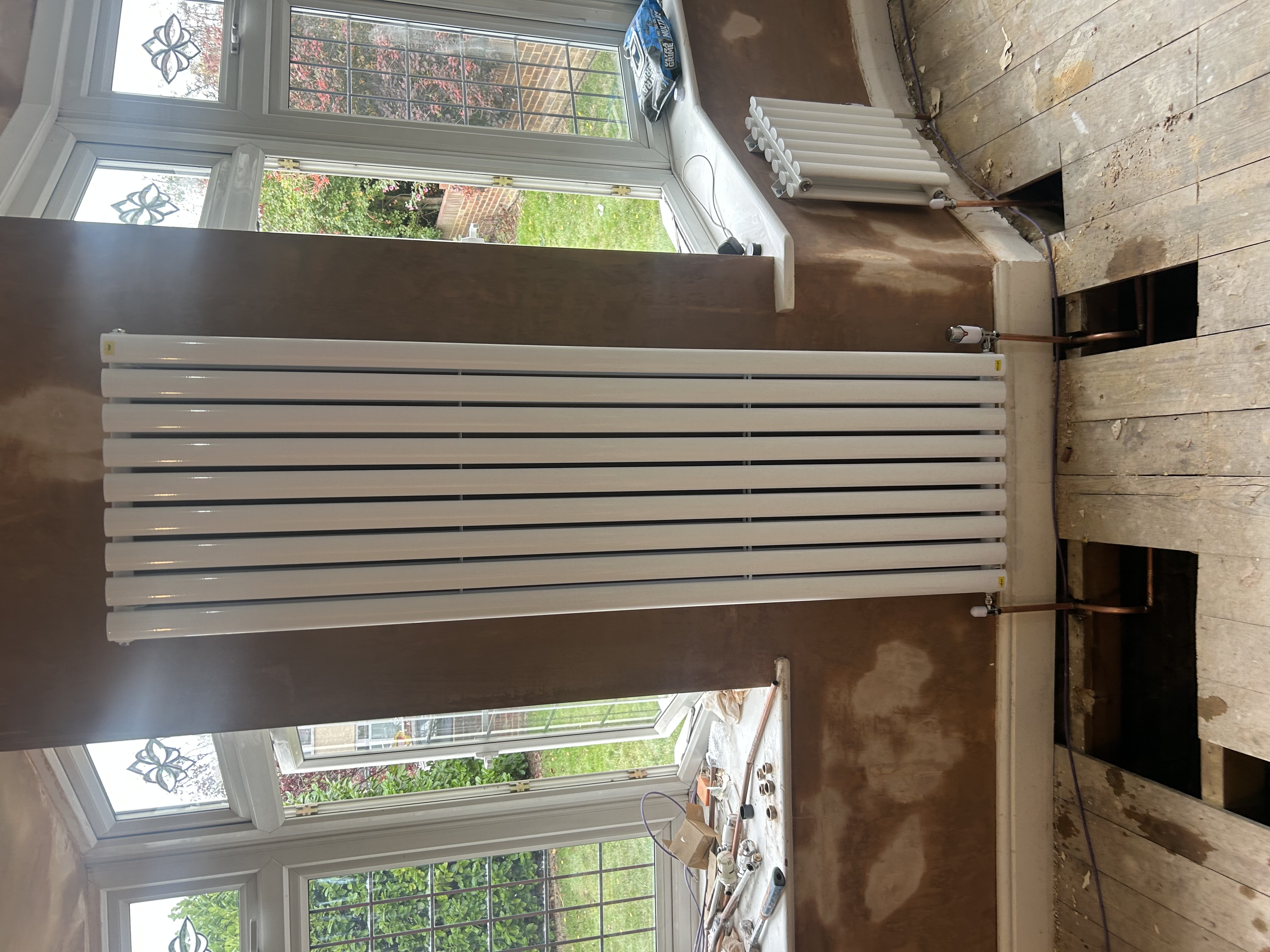 Cylinder and heating components setup